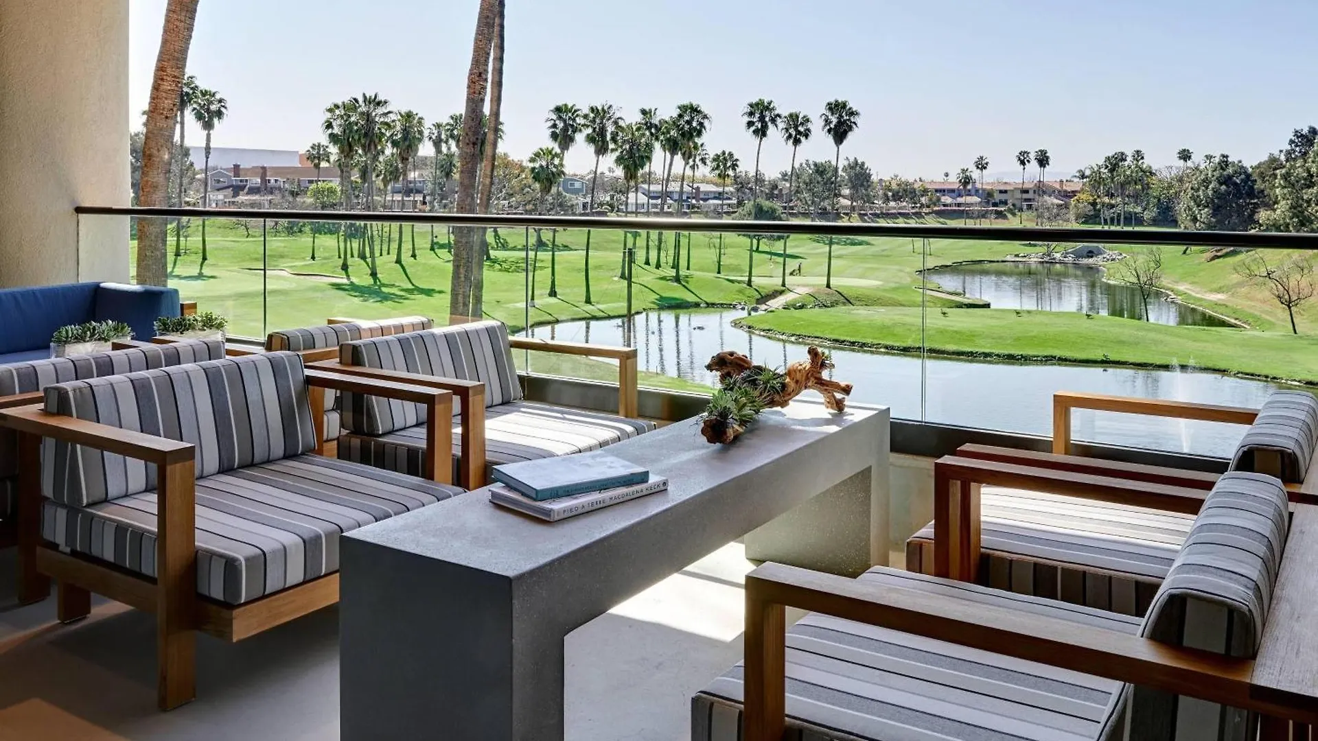 Westdrift Manhattan Beach, Autograph Collection